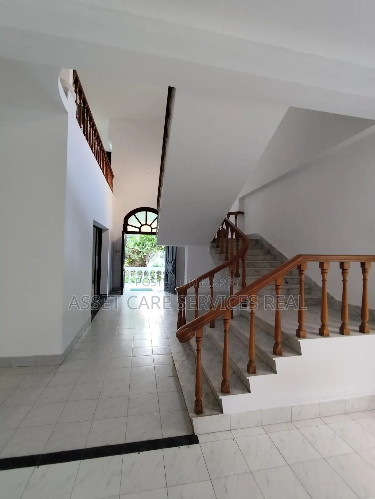 Exclusive Independent House Rent In Gulshan North. in Gulshan