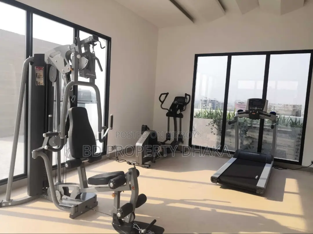 With gym and swim luxurious 4Bed 3400sft full furnished apartments in Gulshan