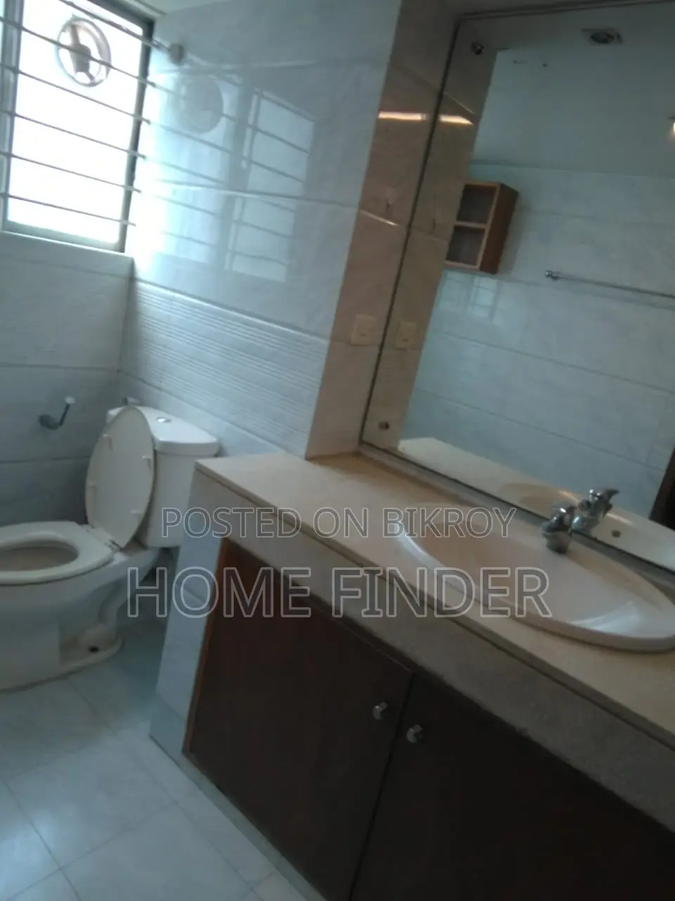 2400 Sqft Furnished Apartment To-let @ Gulshan 2 in Gulshan