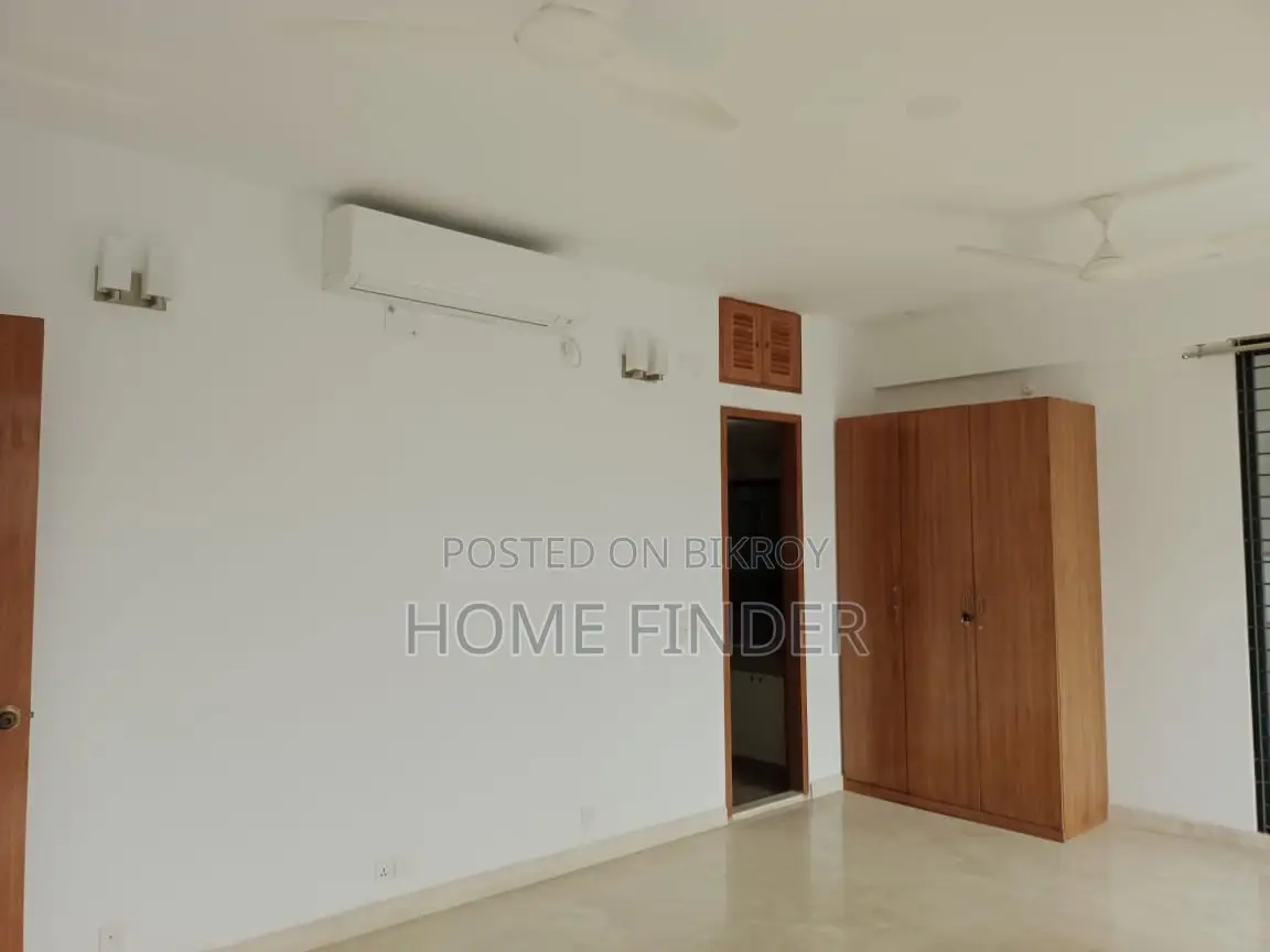 3600 Sqft New Semi Furnished Flat Rent in Gulshan 2 in Gulshan