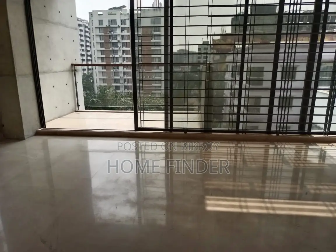 3600 Sqft New Semi Furnished Flat Rent in Gulshan 2 in Gulshan