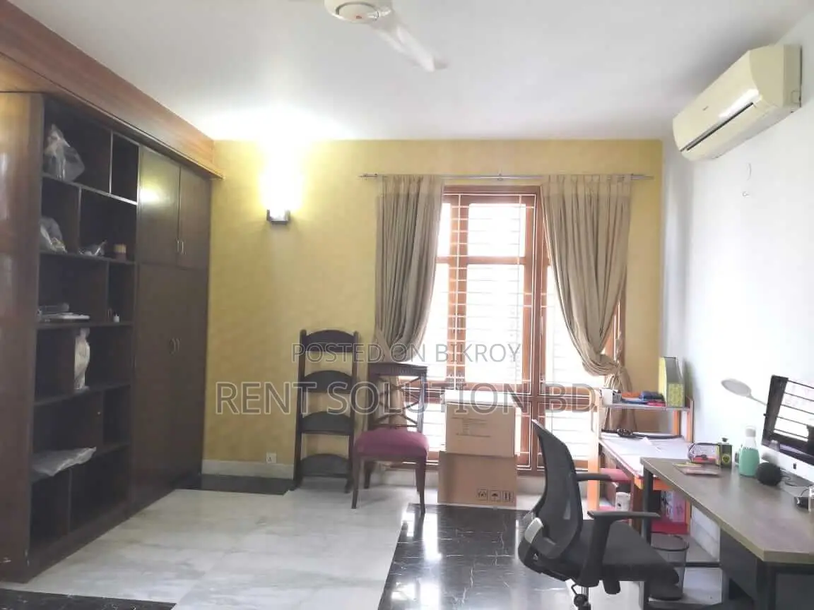 An Adequate Duplex Apartment Of 04 Beds For Rent In Baridhara in Baridhara