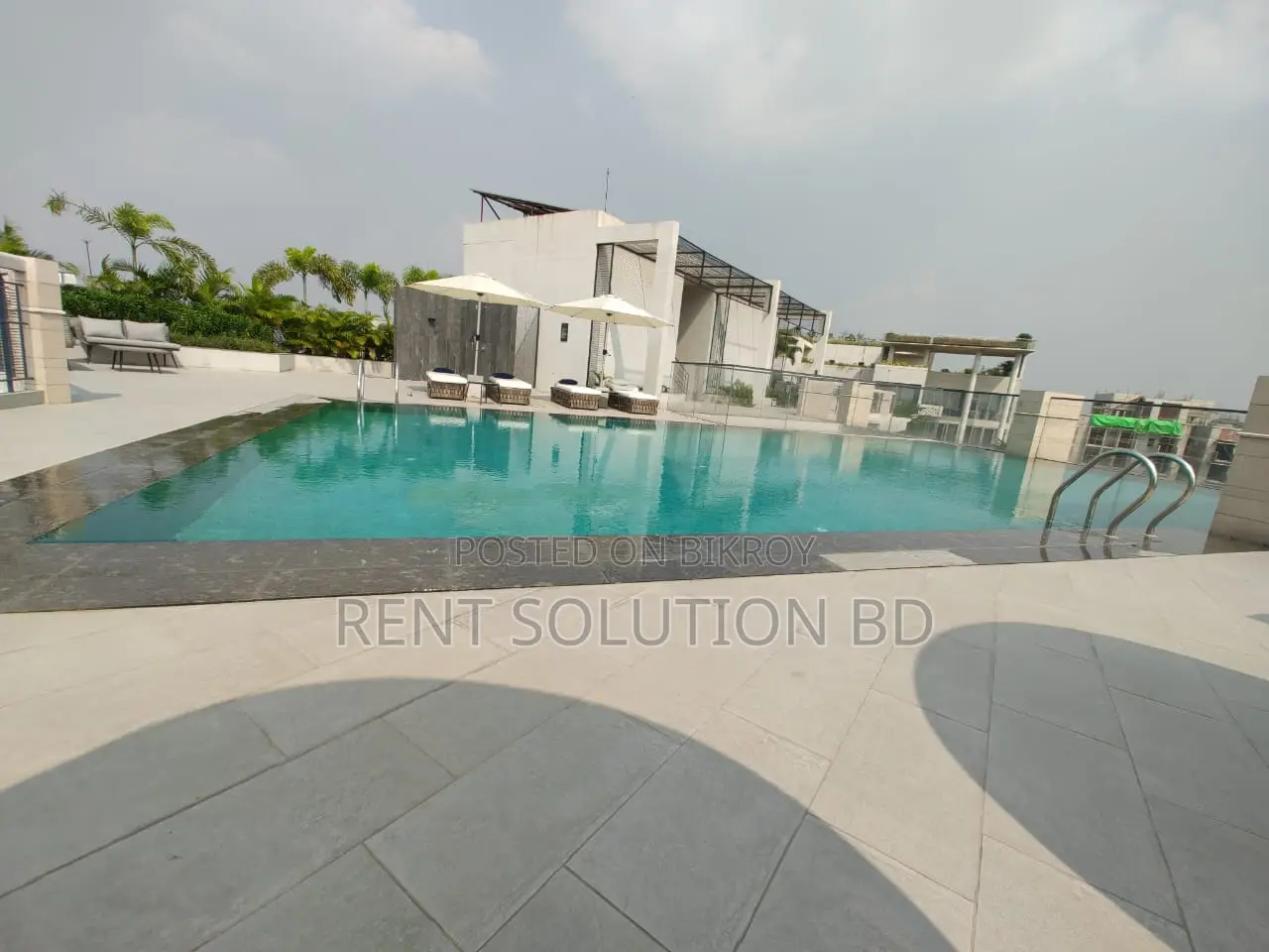 Commodious 4,600 Sq Ft Luxury Apartment For Rent in Gulshan in Gulshan