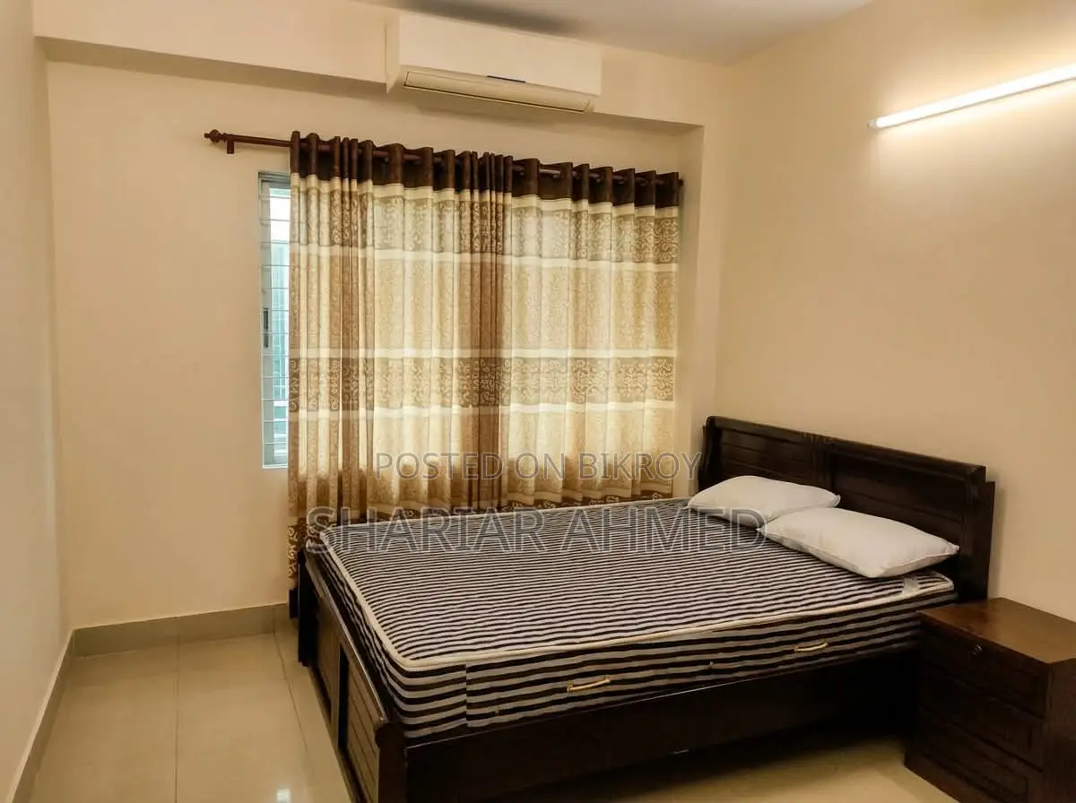 2100 Sqft Furnished Apartment For Rent In Gulshan in Gulshan
