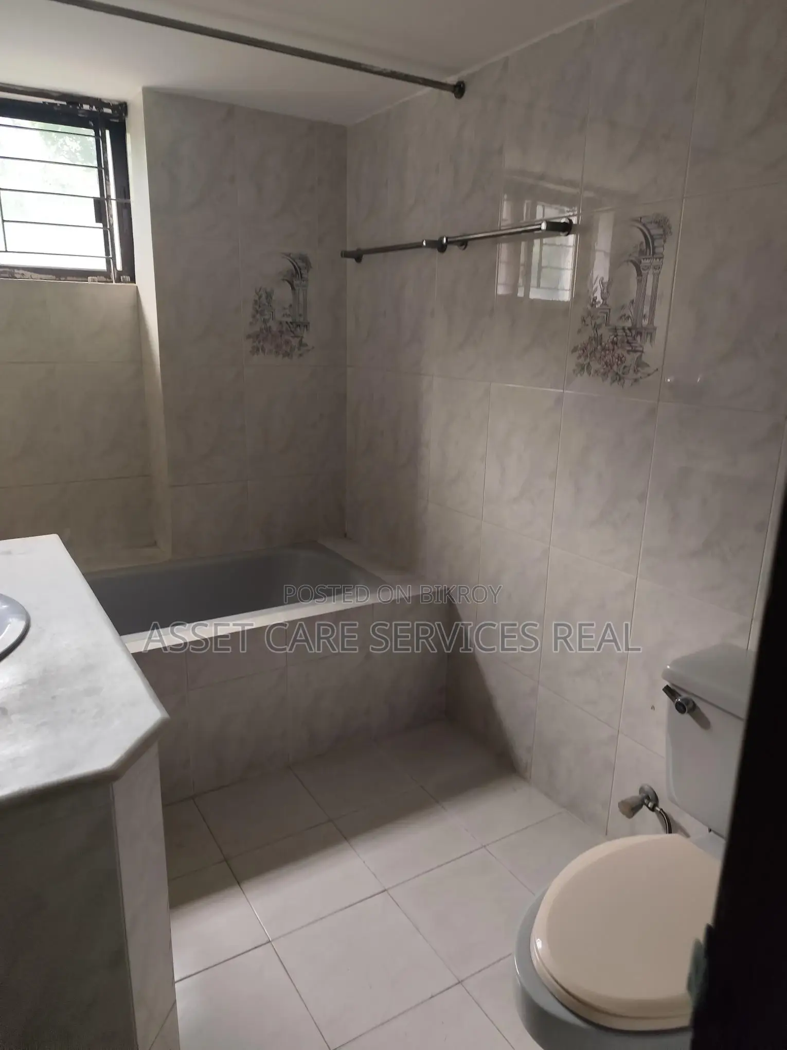 Baridhara Diplomatic Zone 3-Bed Fully Furnished Apartment for Rent in Baridhara