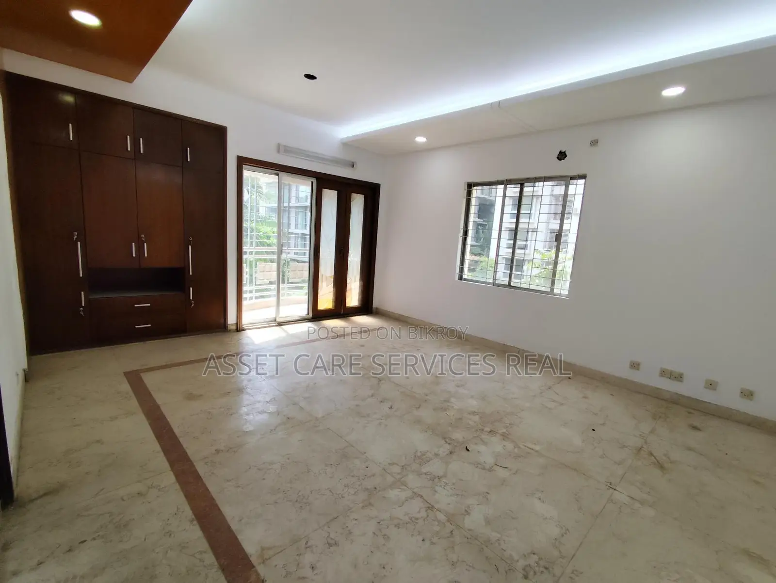 Luxury 4-Bedroom Unfurnished Apartment for Rent in Gulshan-2 in Gulshan