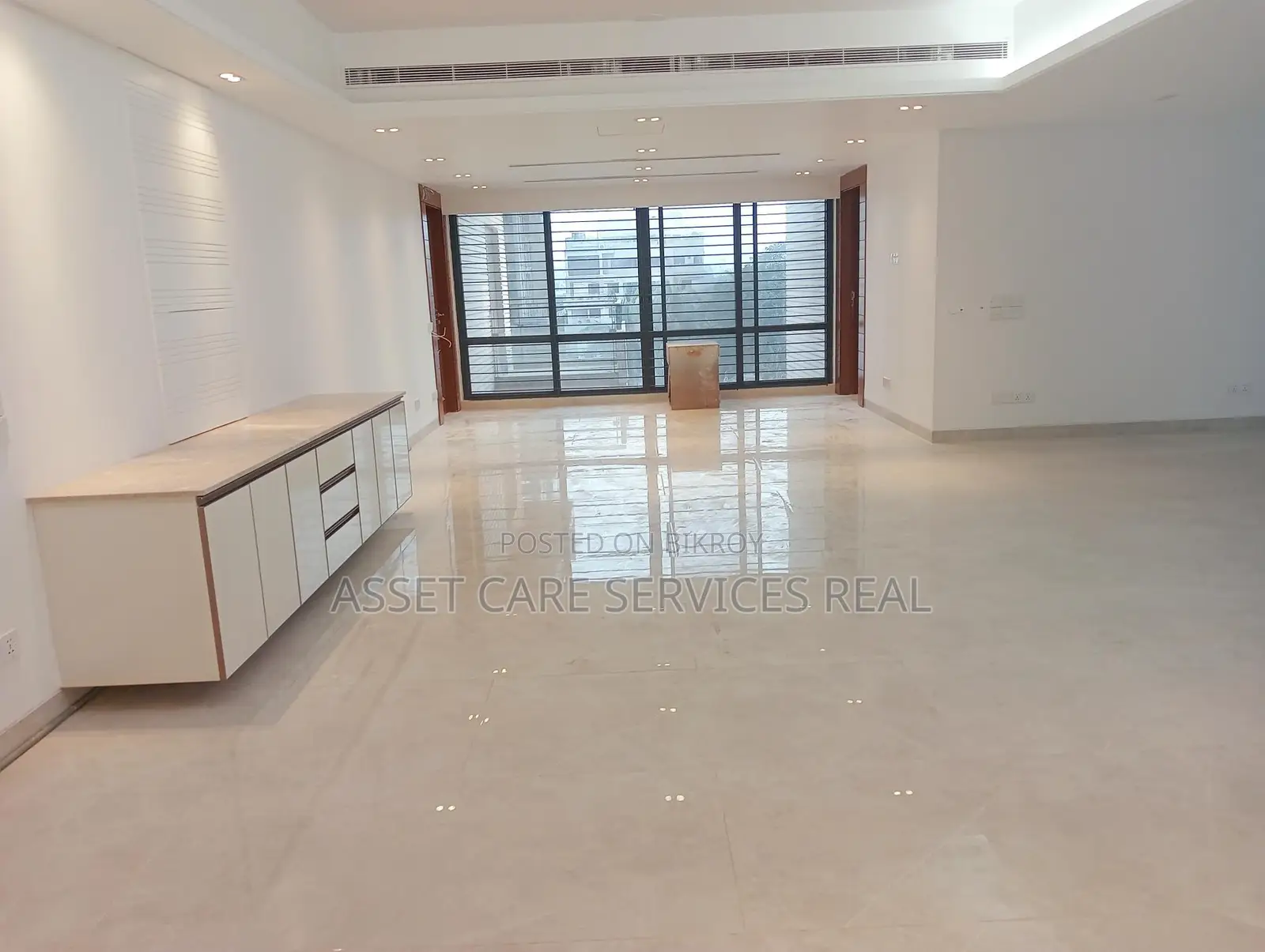 Brand New 4Bed Gym-Swimming Apartment Rent Baridhara Diplomatic Zone in Baridhara