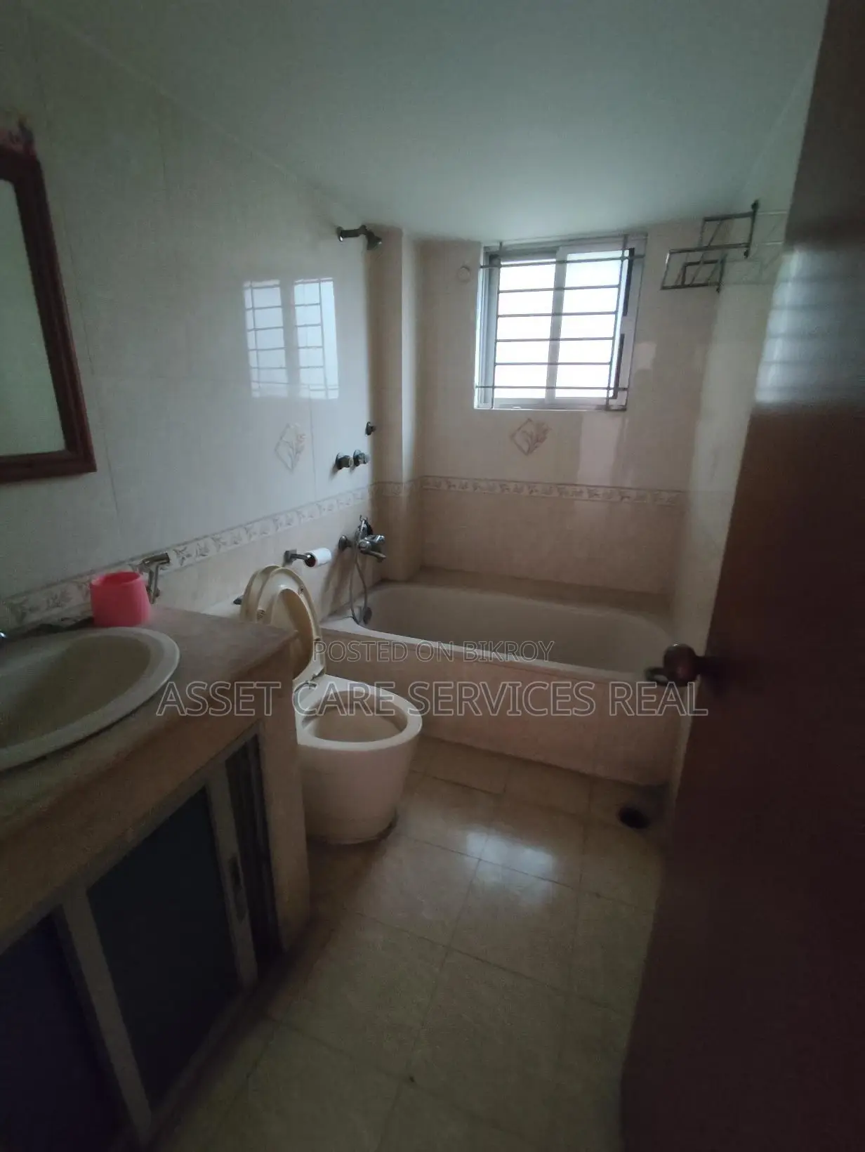 4200-Sqft Office Space Rent In Gulshan-1/2 Middle in Gulshan
