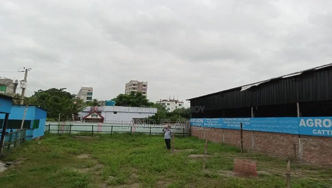 1500 SFT Flat for Sale at Ghatarchar Laboni Point in Riverview Project in Mohammadpur