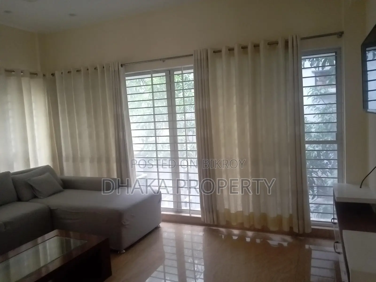 Exclusive Full Furnished Apartment Rent in Banani in Banani