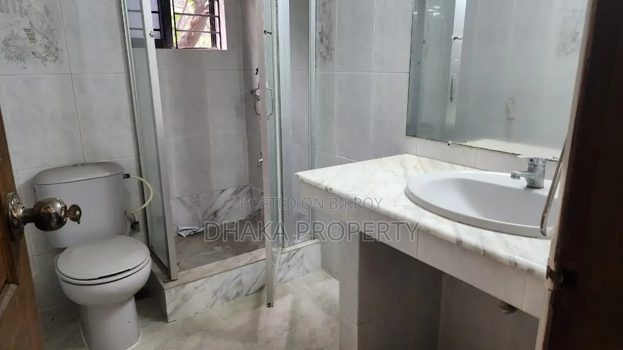4 Bedrooms (3200sqft) Luxurious Apartment Rent in Gulshan -2 in Gulshan