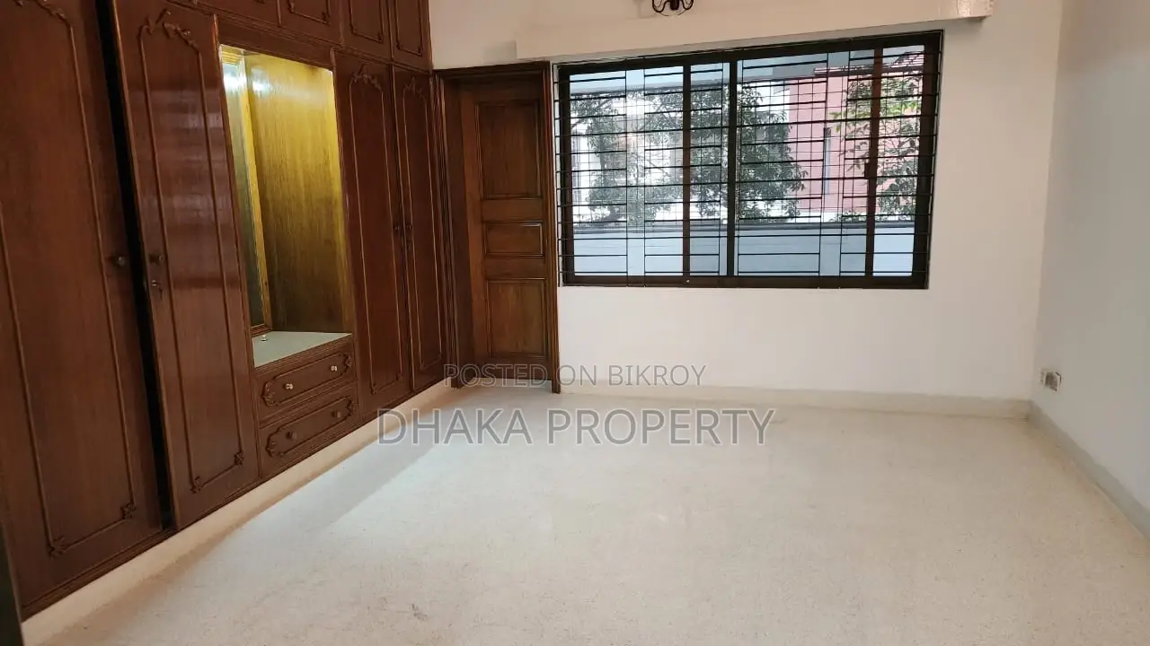 4 Bedrooms (3200sqft) Luxurious Apartment Rent in Gulshan -2 in Gulshan