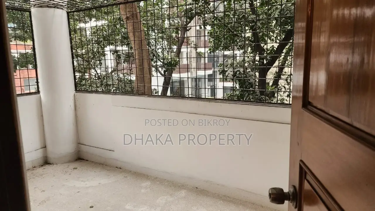 4 Bedrooms (3200sqft) Luxurious Apartment Rent in Gulshan -2 in Gulshan