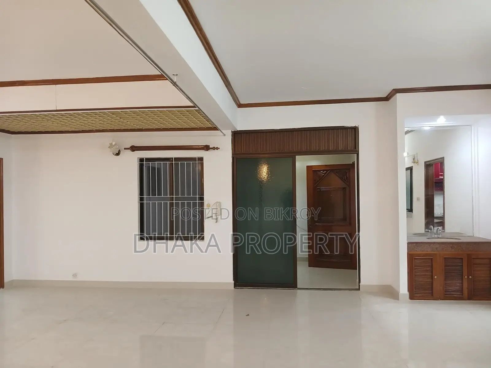 4Bed 3200SqFt. Nice Apartment Rent at Gulshan Diplomatic Zone in Gulshan