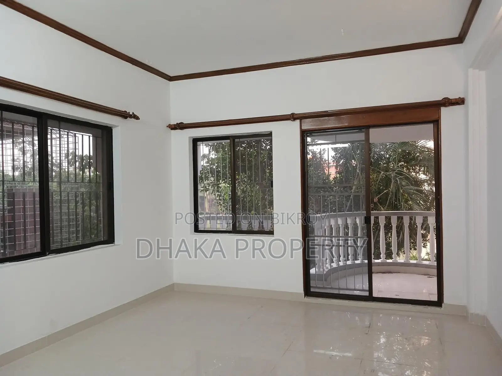 4Bed 3200SqFt. Nice Apartment Rent at Gulshan Diplomatic Zone in Gulshan