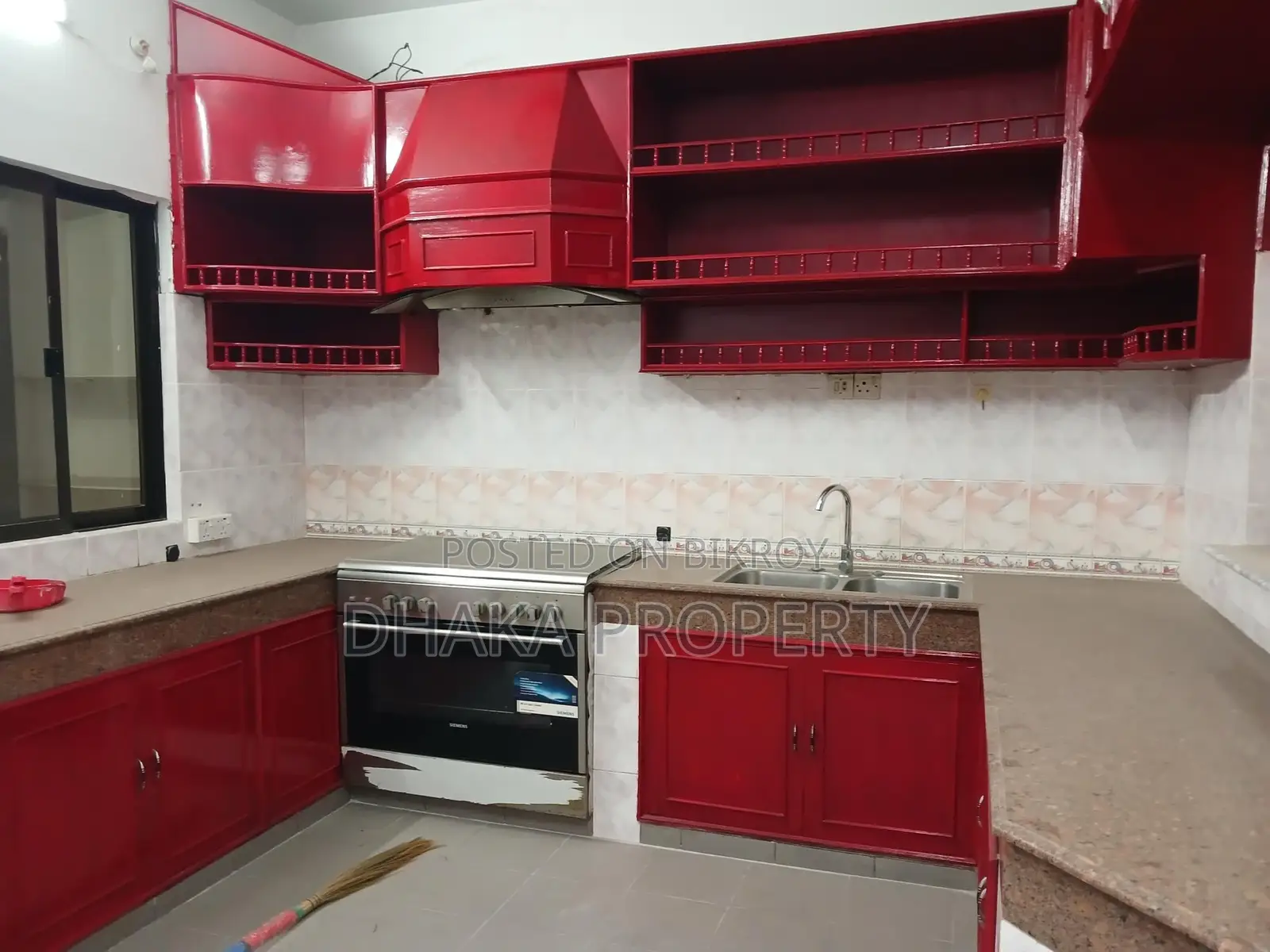 4Bed 3200SqFt. Nice Apartment Rent at Gulshan Diplomatic Zone in Gulshan