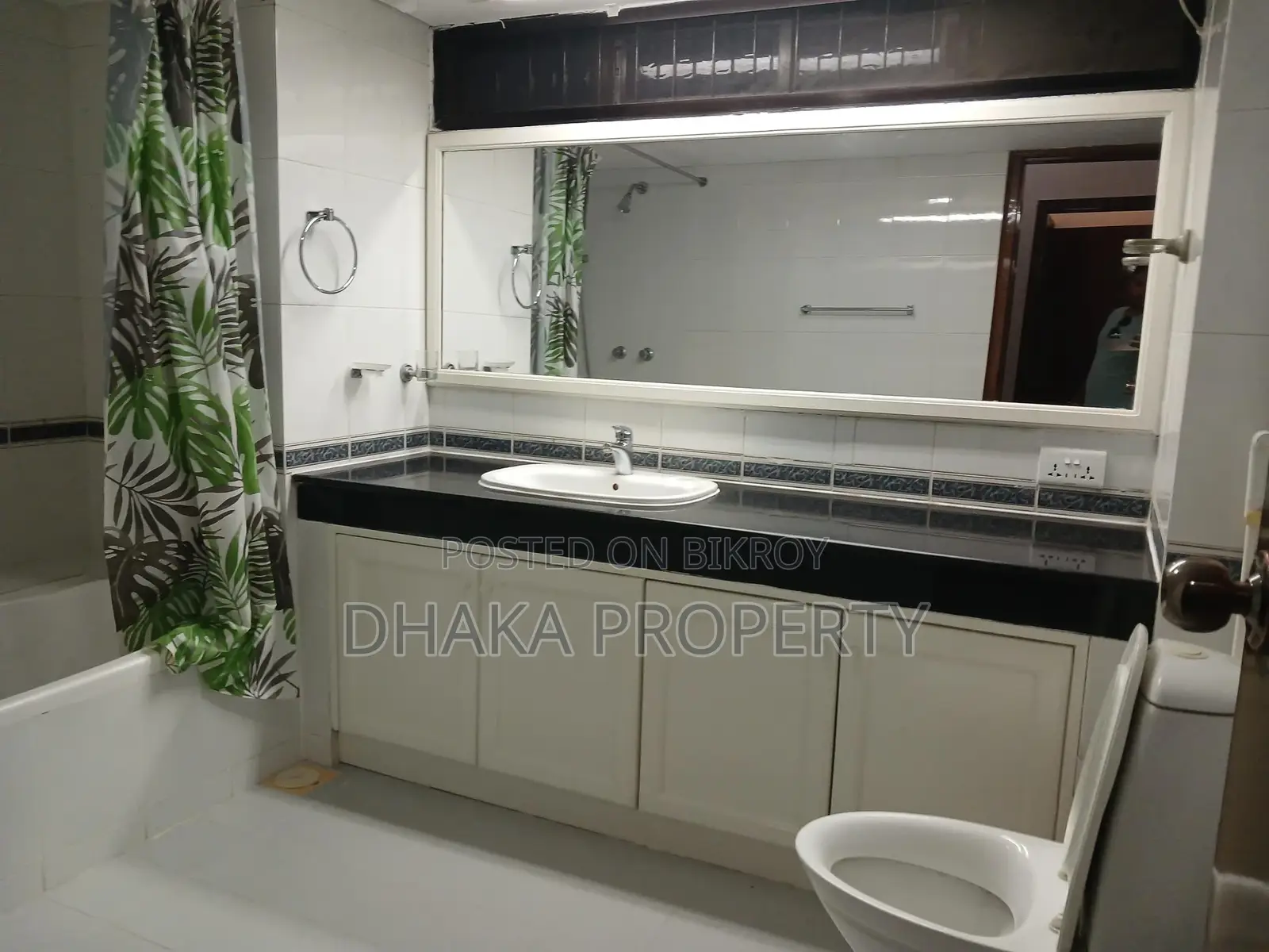 3Bed Wonderful Apartment Rent at Baridhara Diplomatic Zone in Baridhara