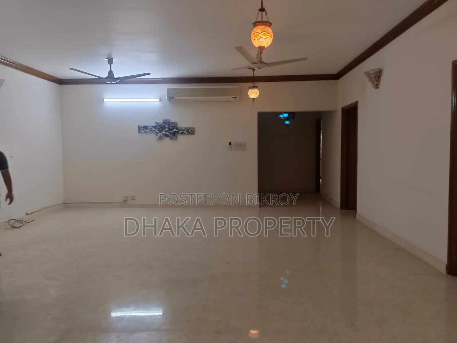 4-Bedrooms 3000-Sqft Nice Apartment Rent in Gulshan in Gulshan