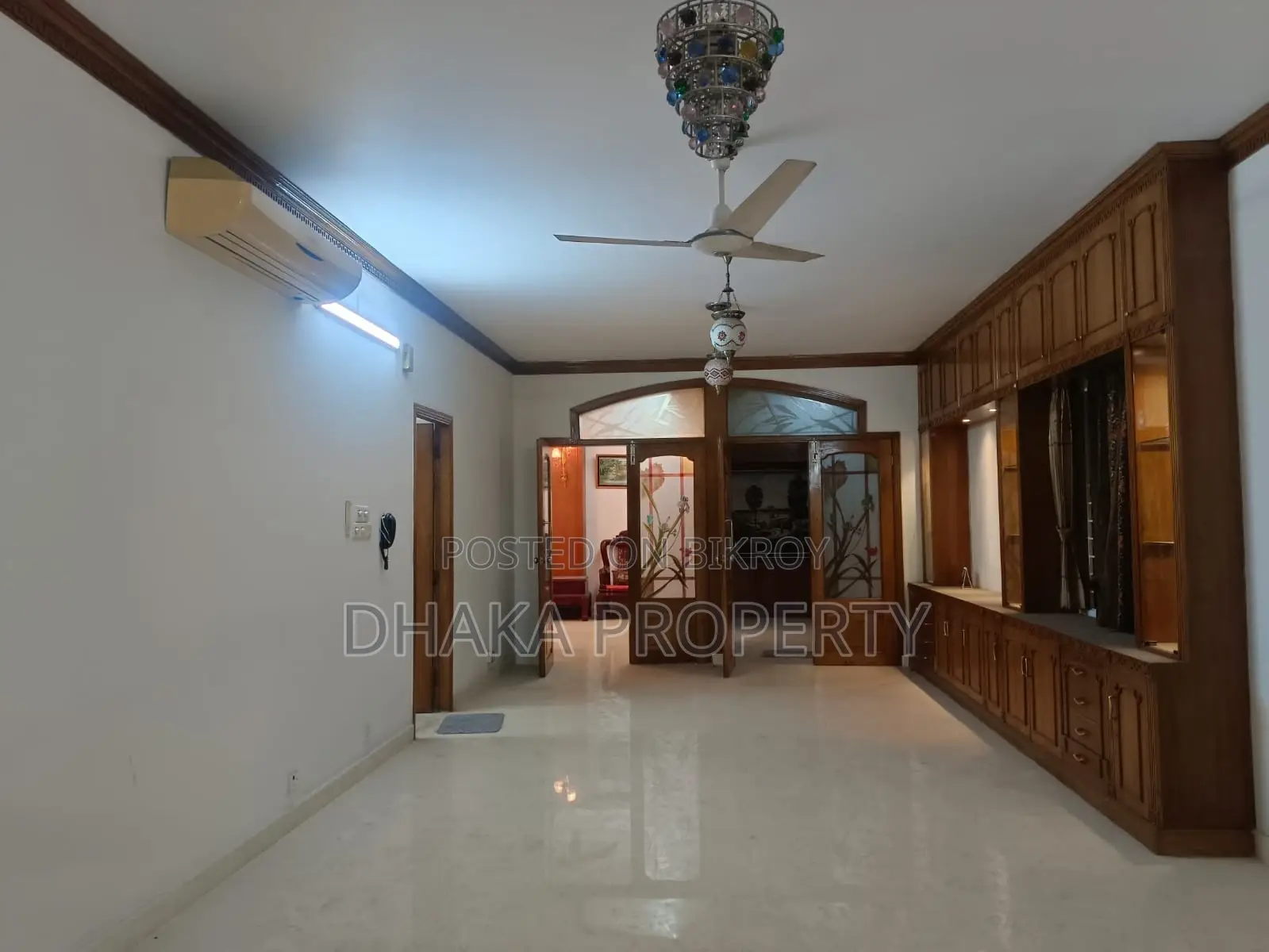 4-Bedrooms 3000-Sqft Nice Apartment Rent in Gulshan in Gulshan