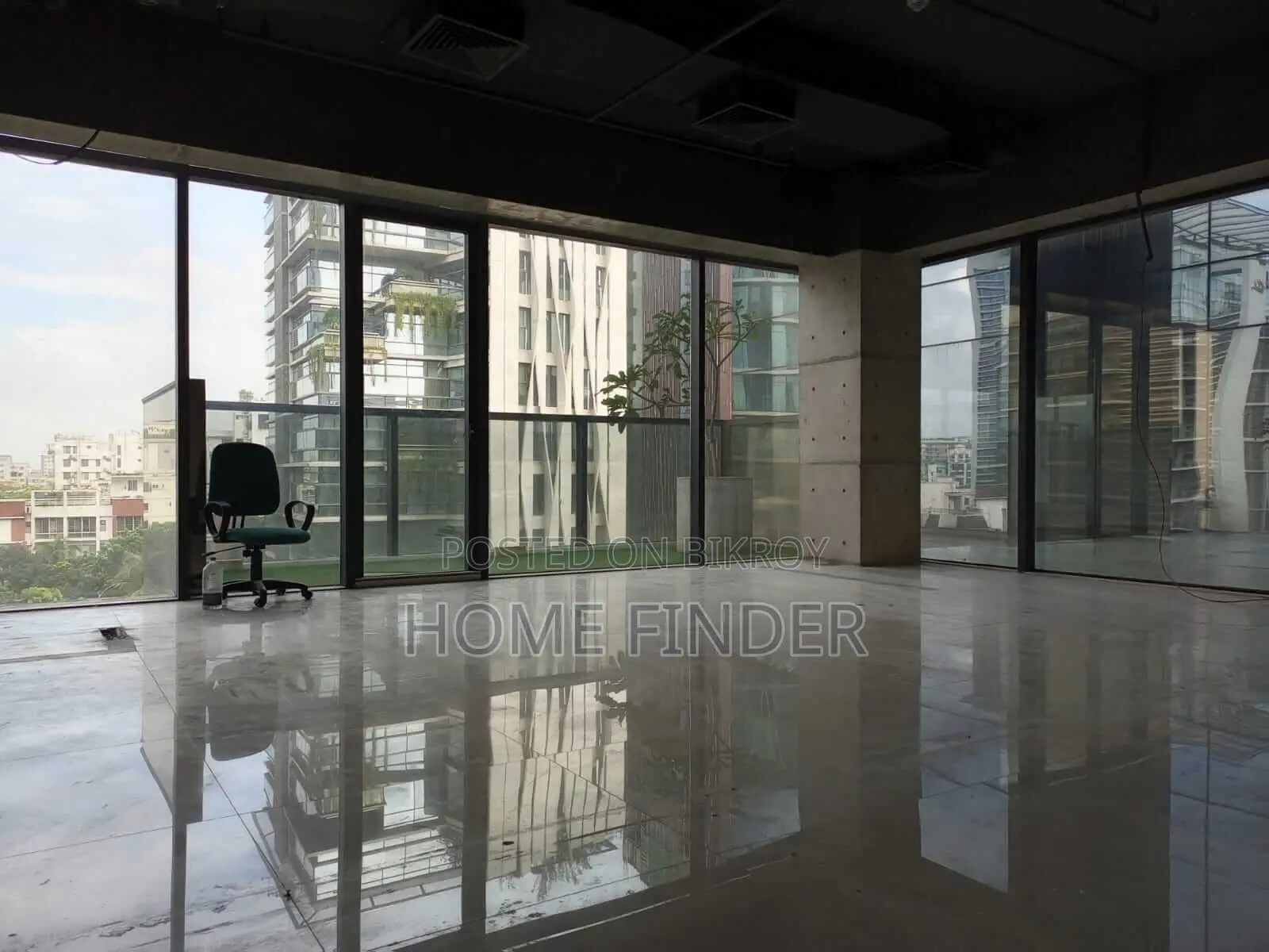 2500 Sq Ft Commercial Open Space For Rent Gulshan Avenue in Gulshan