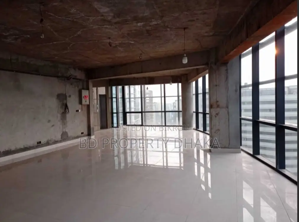 4500 Sqft 1st floor shop/restaurant rent in Gulshan Avenue in Gulshan