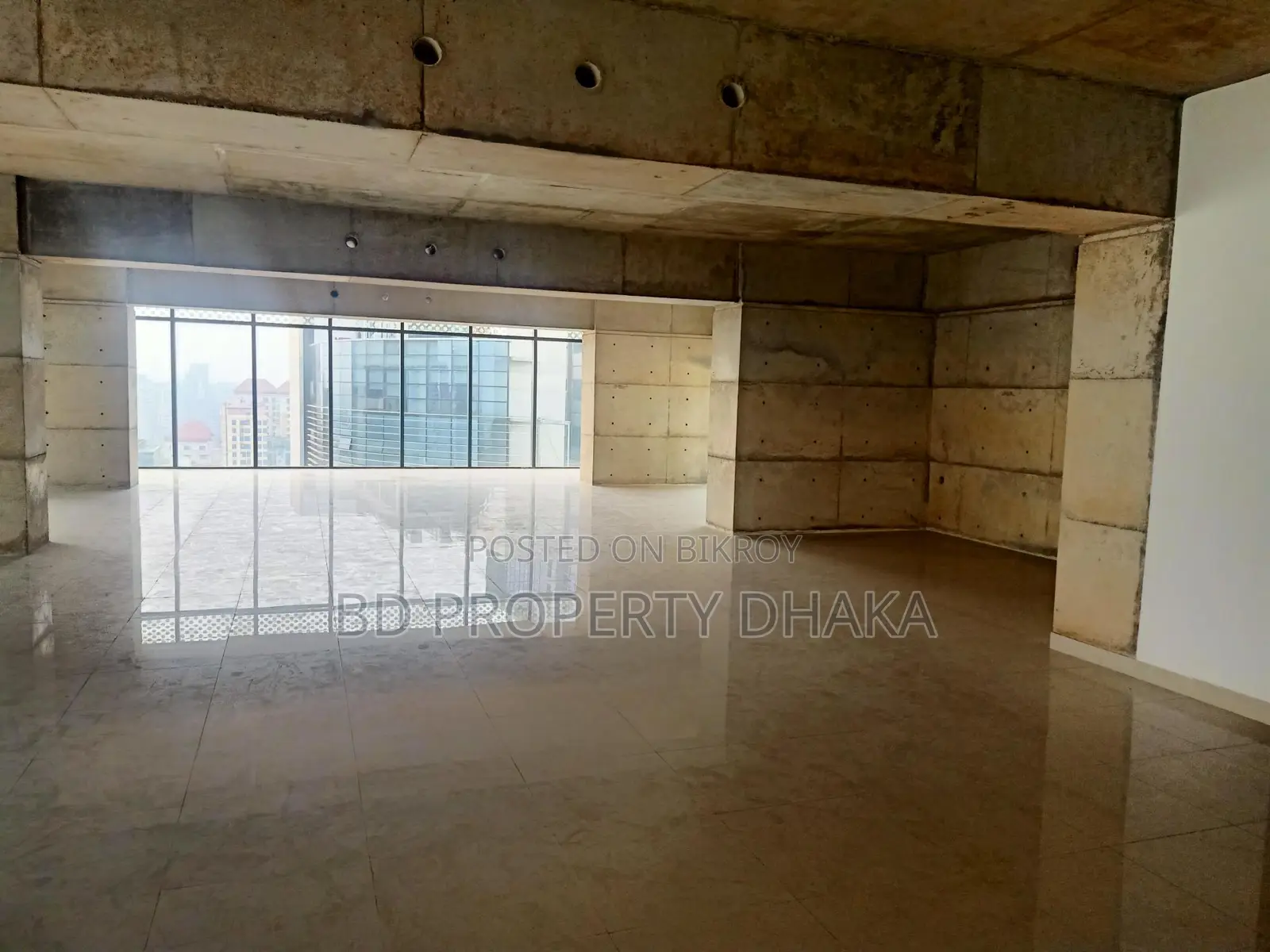 4000 Sqft Open Commercial Space Rent In Gulshan Avenue in Gulshan