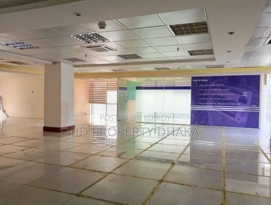 8000 Sqft Open Commercial Space Rent In Gulshan Avenue in Gulshan