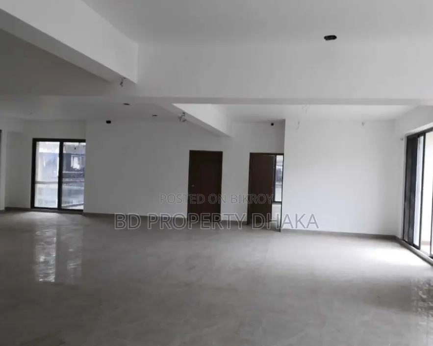 5530 Sqft Nice Commercial Space Rent In Gulshan in Gulshan