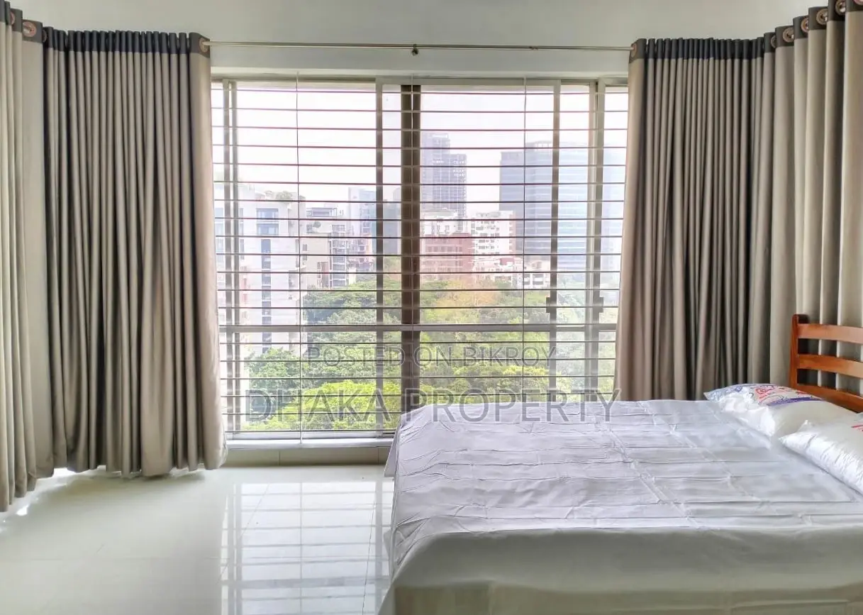 Lake View Furnish Apartment Rent At Gulshan Diplomatic Areas in Gulshan