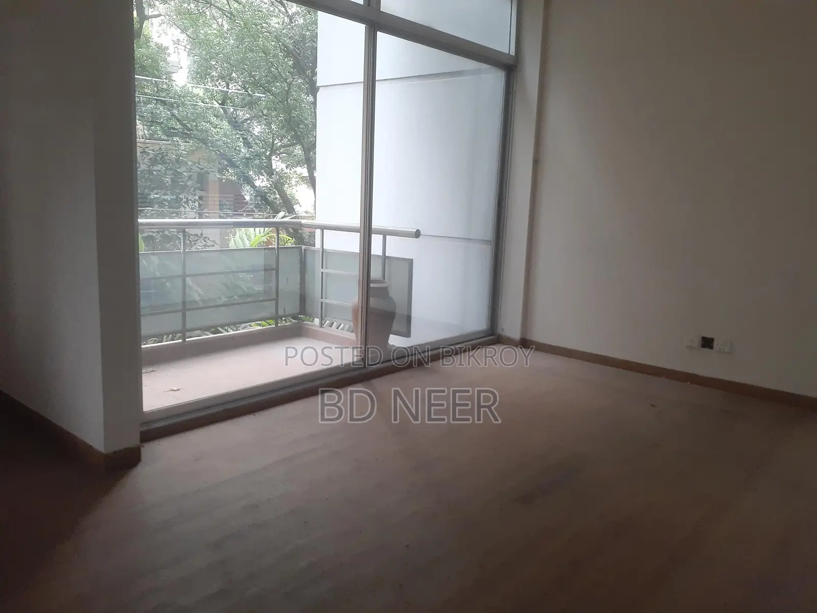 Lake View 5 Bed Semi Furnished Flat Rent in Gulshan-2 in Gulshan