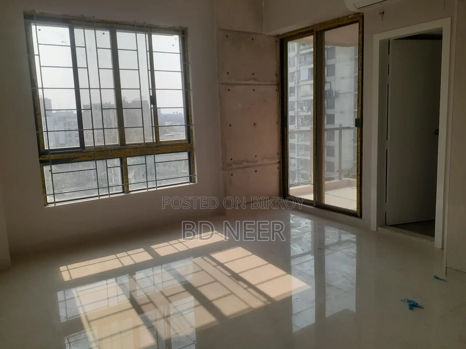 Lake View 5 Bed Semi Furnished Flat Rent in Gulshan-2 in Gulshan