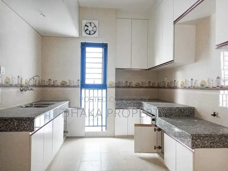 (3800-sqft) Luxurious Apartment Rent in Baridhara in Baridhara
