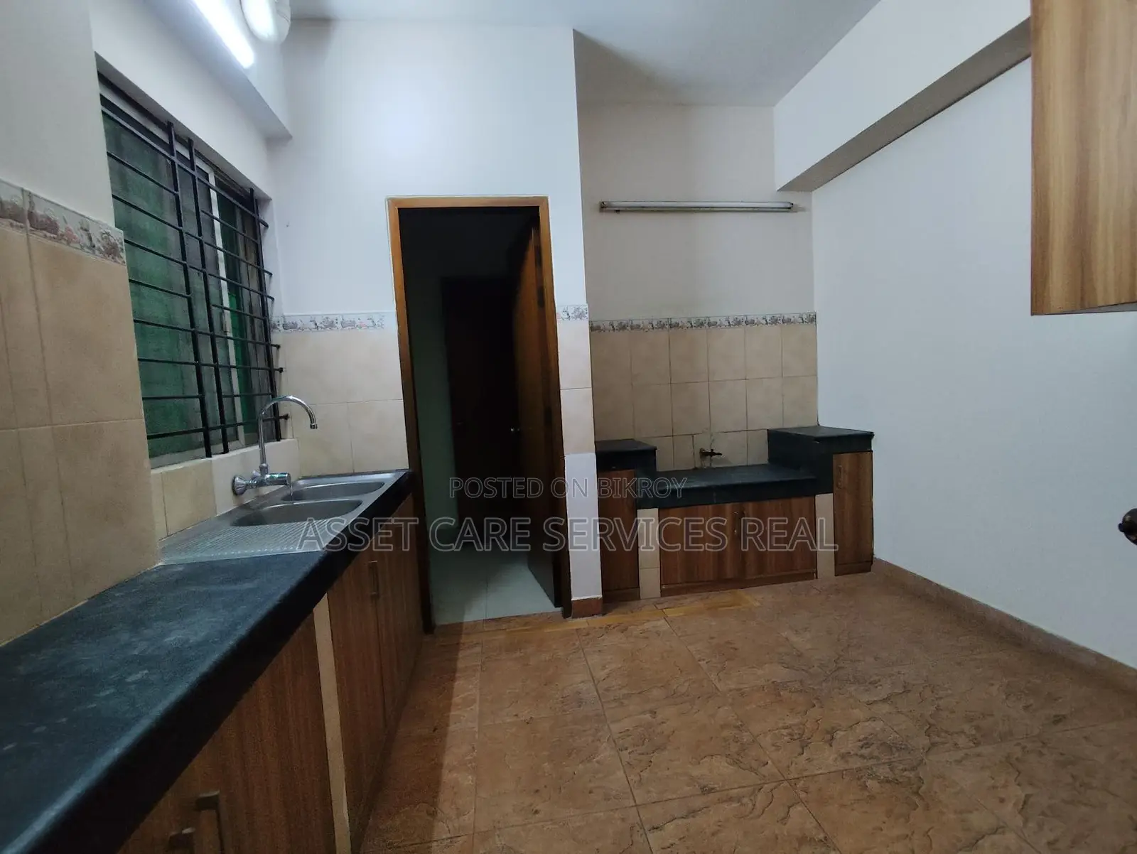 3250-Sqft Beautiful Office Space Rent In Gulshan in Gulshan