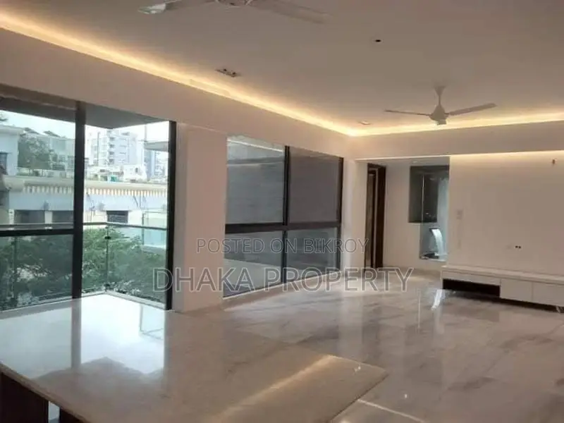 (Gym-Swimming) 4 Beds Luxury Apartment Rent in Gulshan in Gulshan