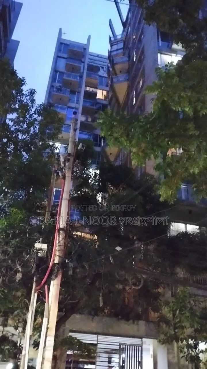 Assurance South-Facing Flat for Sale on the 10th Floor in Banani with Titas Gas in Banani