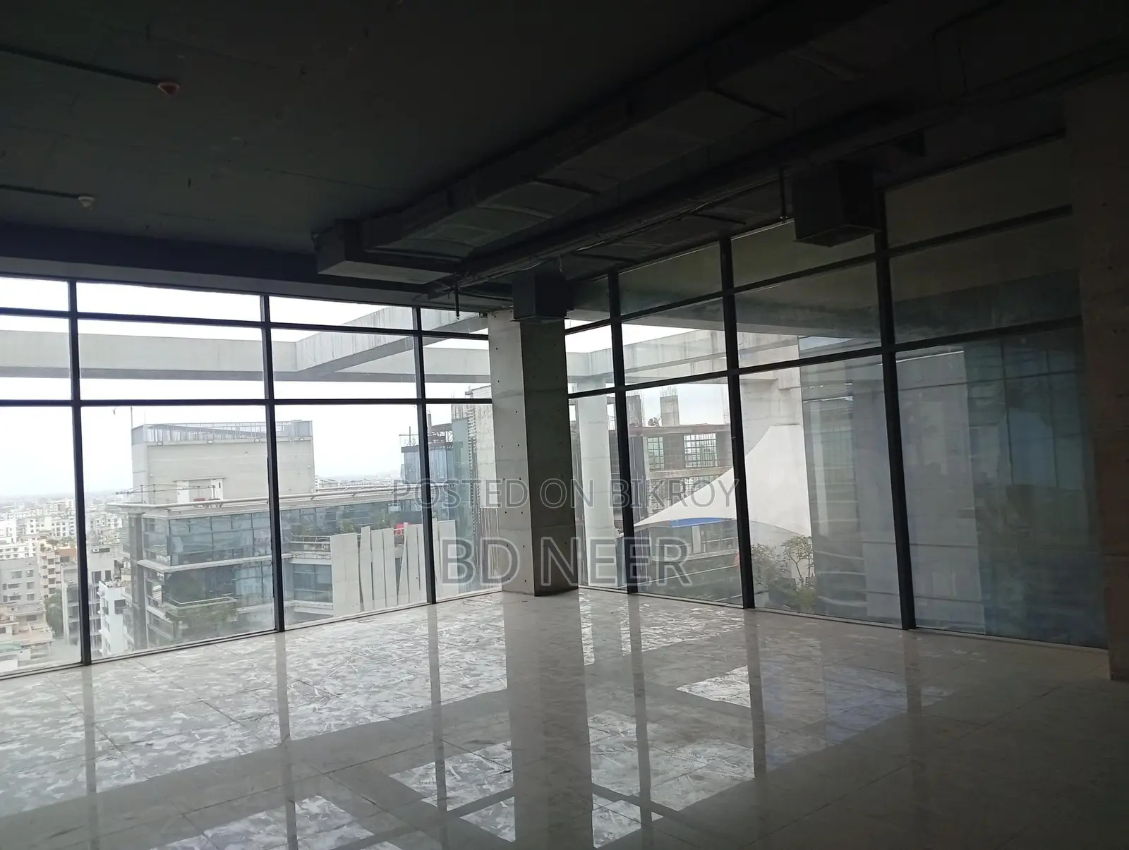 Commercial Office 2300 Sqft Open Space Rent in Gulshan Avenue in Gulshan