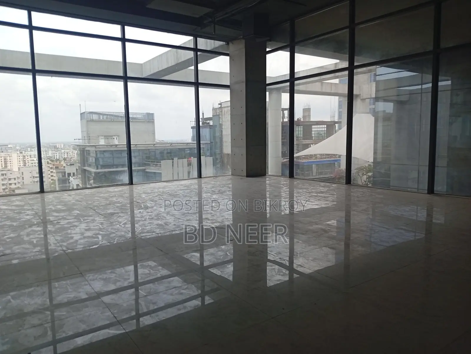 Commercial Office 2300 Sqft Open Space Rent in Gulshan Avenue in Gulshan