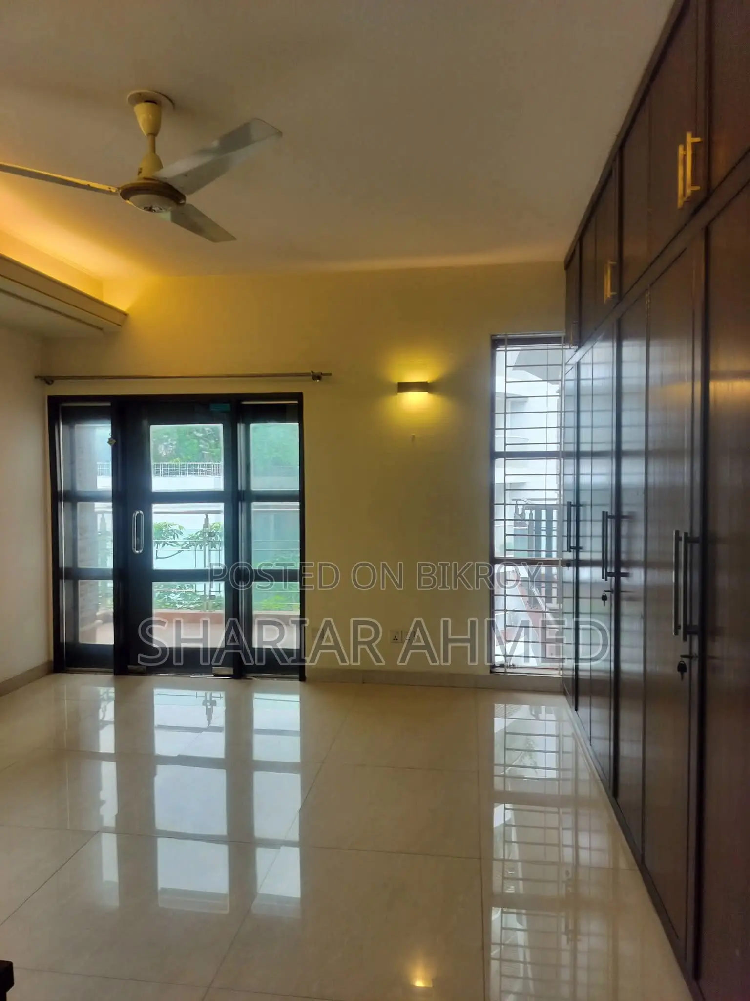 Semi Furnished 4000 Sqft Flat For Rent In GULSHAN in Gulshan