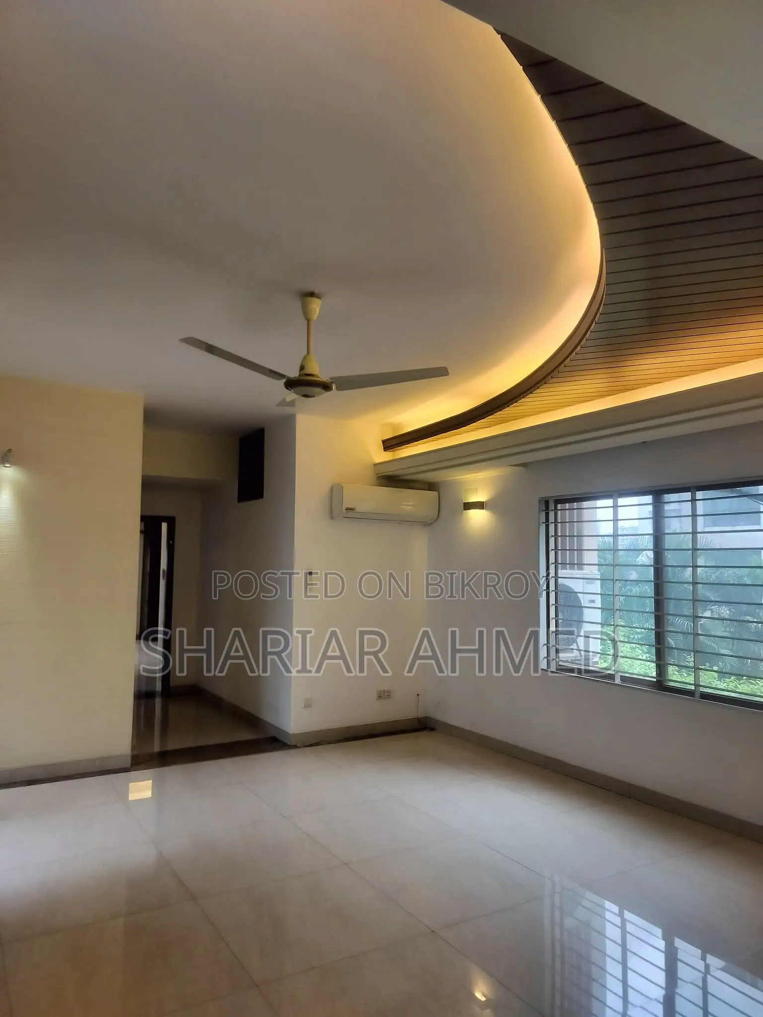 Semi Furnished 4000 Sqft Flat For Rent In GULSHAN in Gulshan