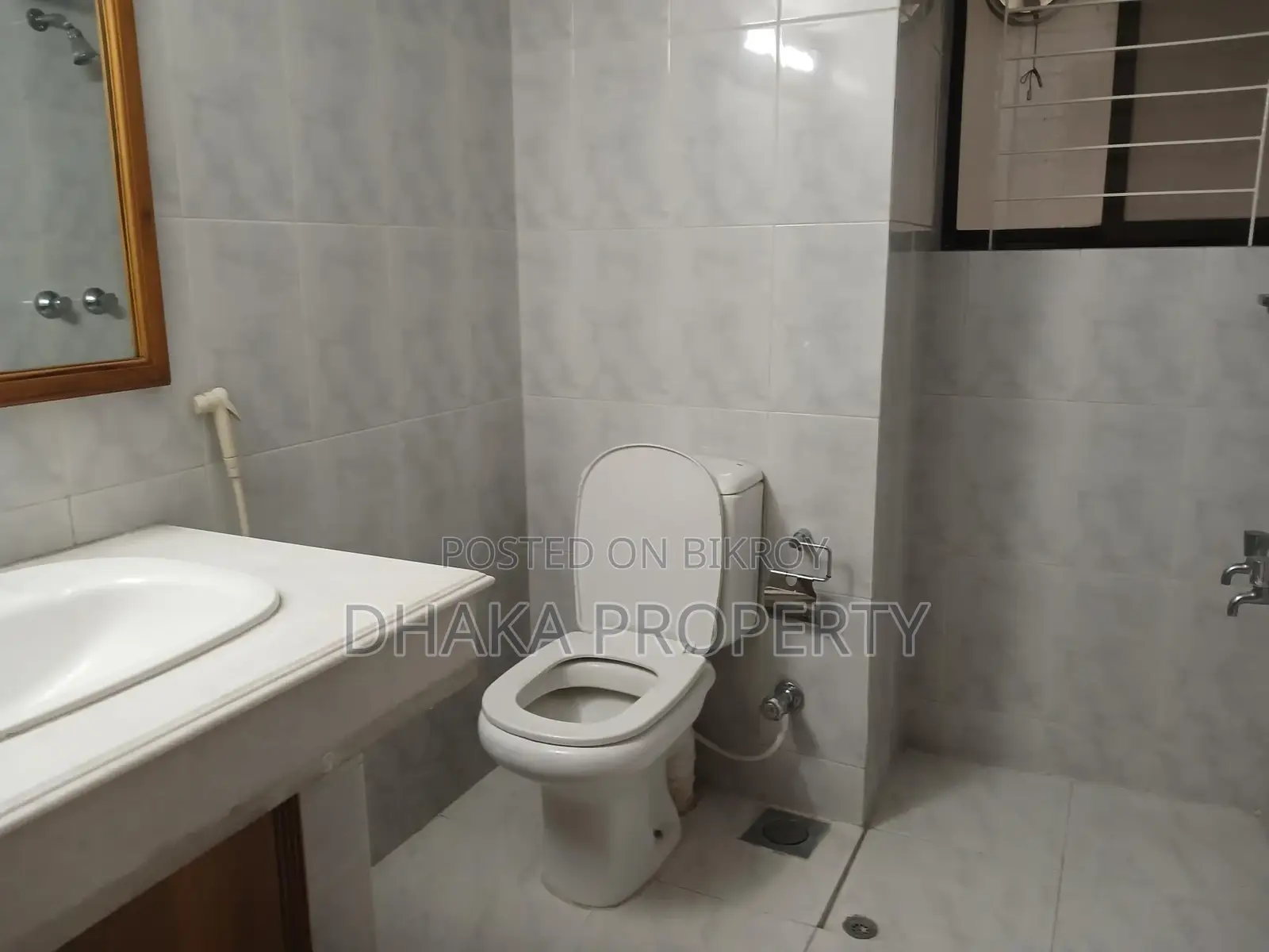 3000SqFt.3Bed Apartment Rent At Baridhara Diplomatic Zone in Baridhara