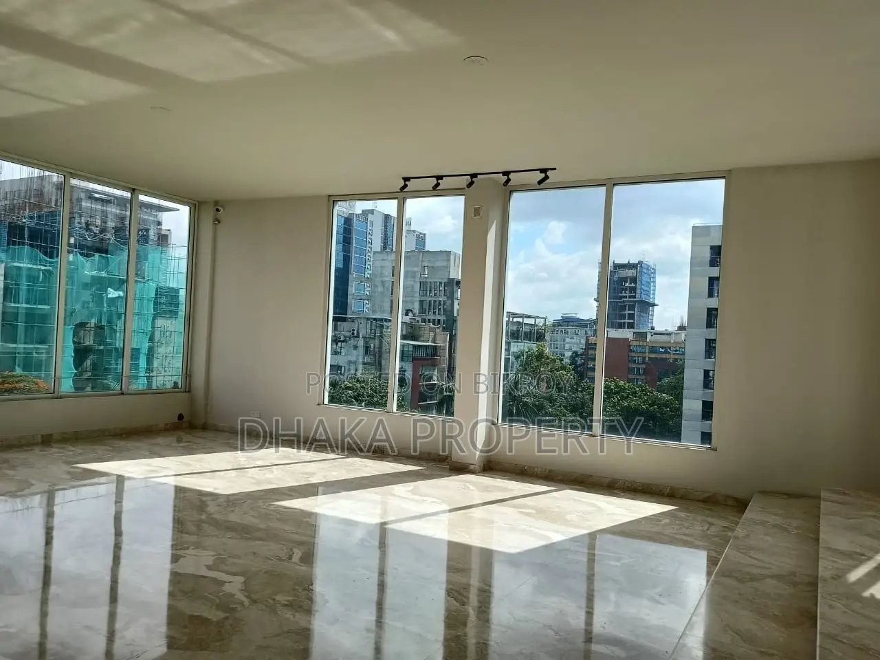 Premium Quality 3800-Sqft Office Space Rent in Gulshan -2 Dhaka 1212 in Gulshan