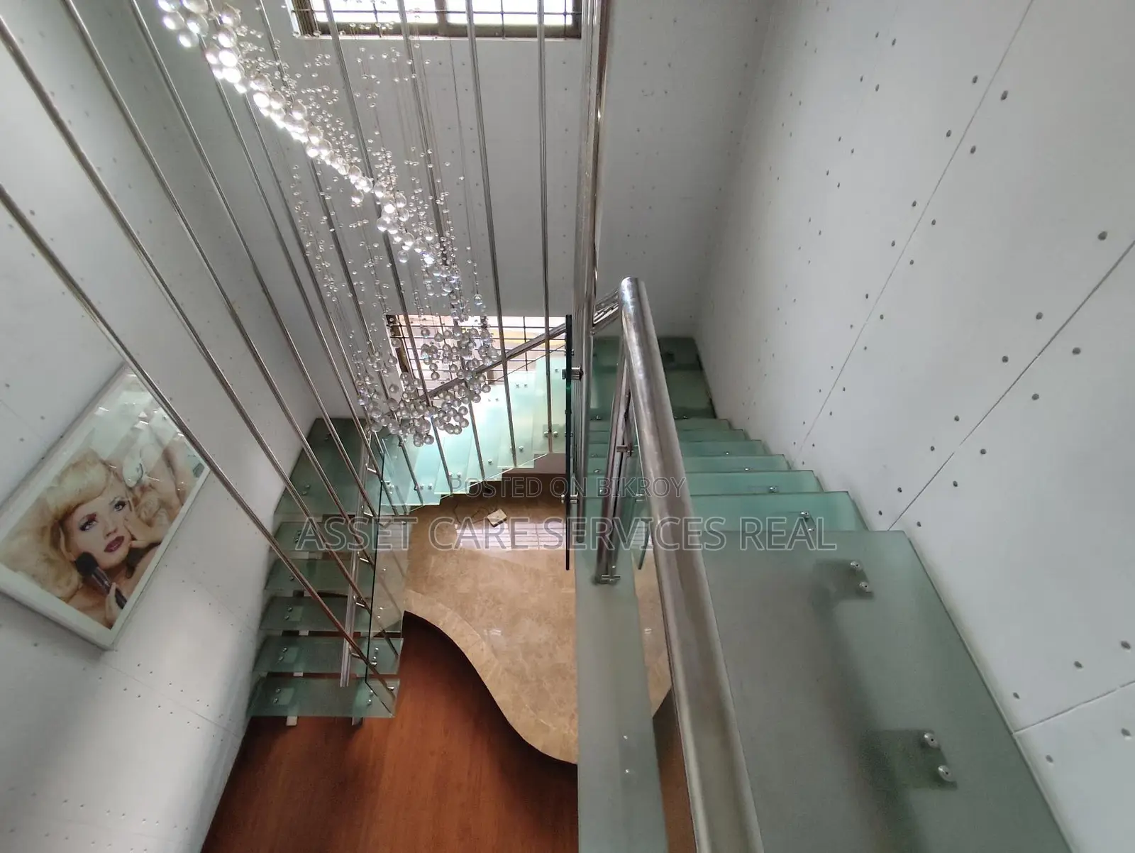 6-Bed 5000-Sqft Duplex Full Furnished Apartment Rent In Banani in Banani