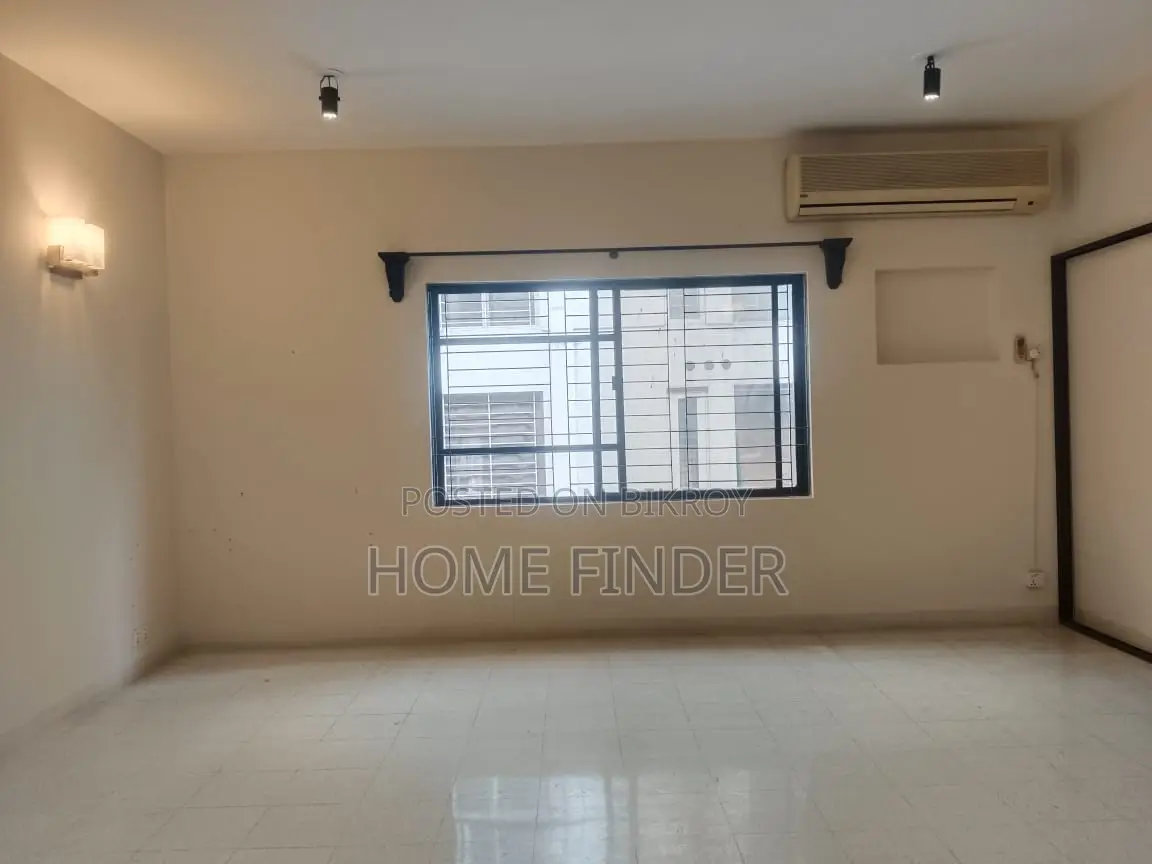Apartment Type Biggest Office Rent Gulshan 2 in Gulshan
