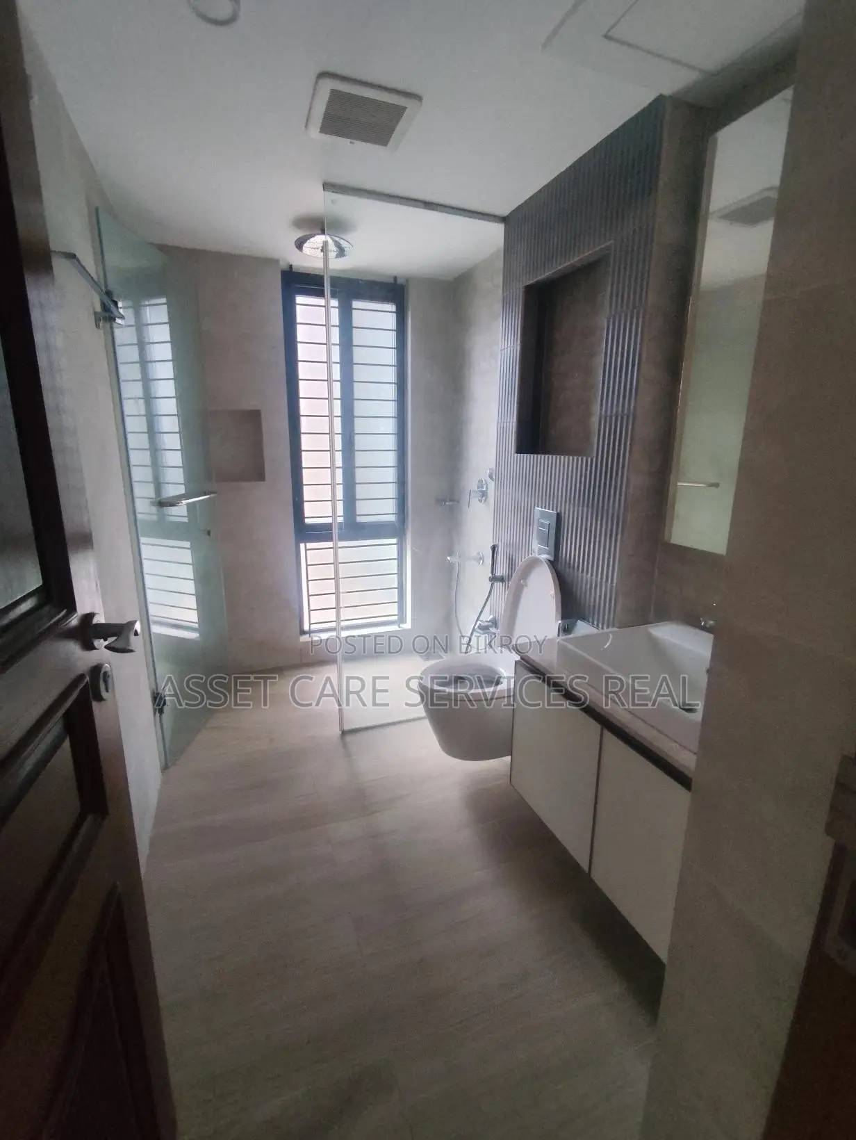 Very Exclusive New 4Bed Gym-Pool Facilities Apartment Rent Baridhara in Baridhara