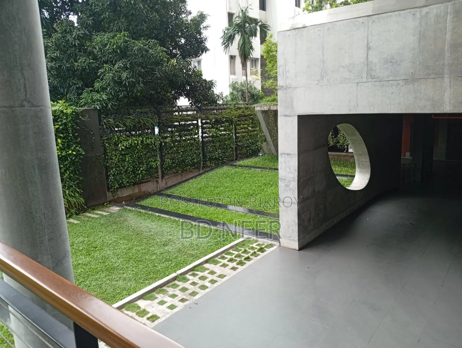 Ultra Mordent Gym Swimming 4 Bed Full Furnished Flat Rent in Gulshan-2 in Gulshan