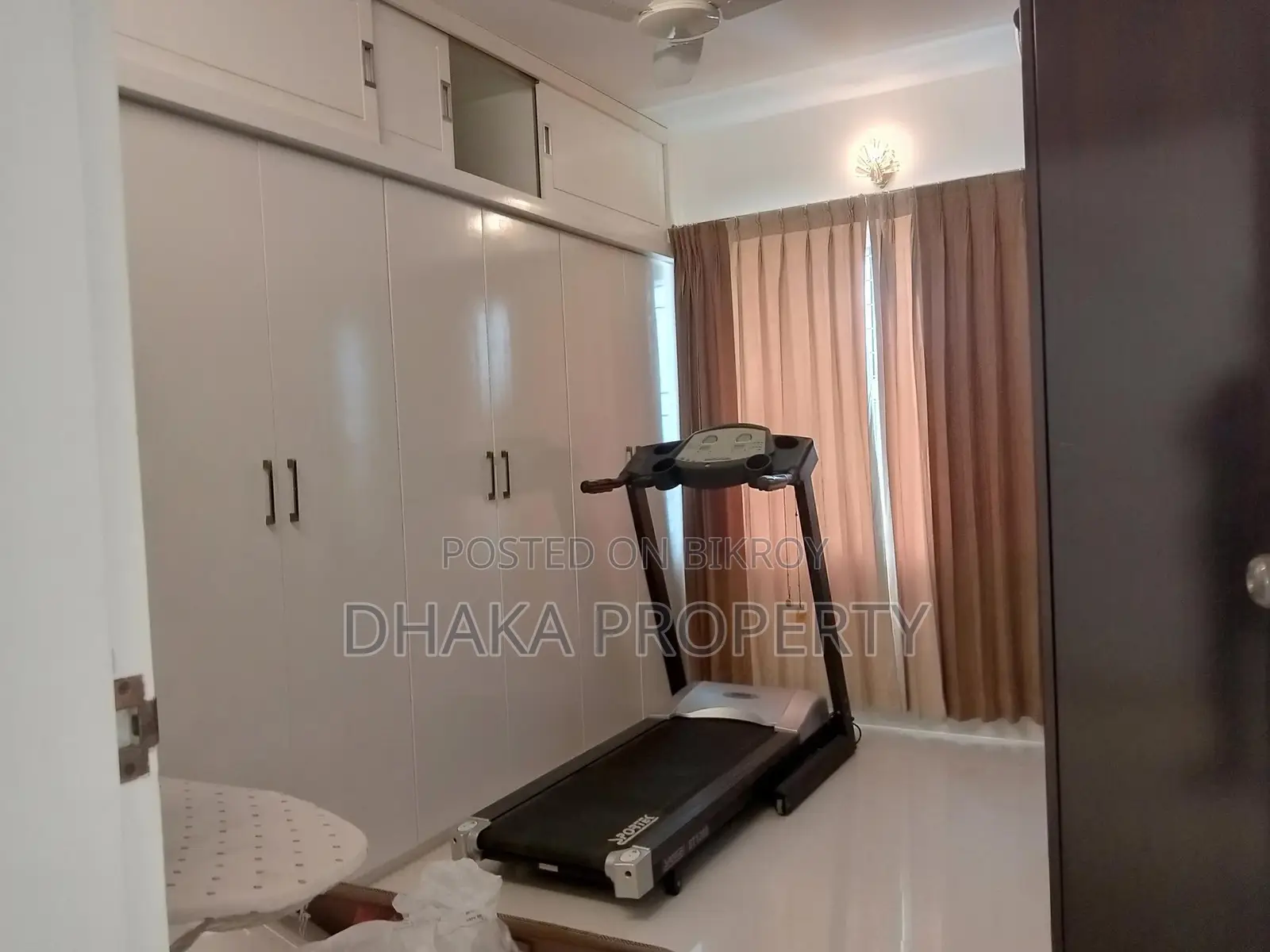Luxurious Full-Furnished Apartment Rent in Gulshan in Gulshan