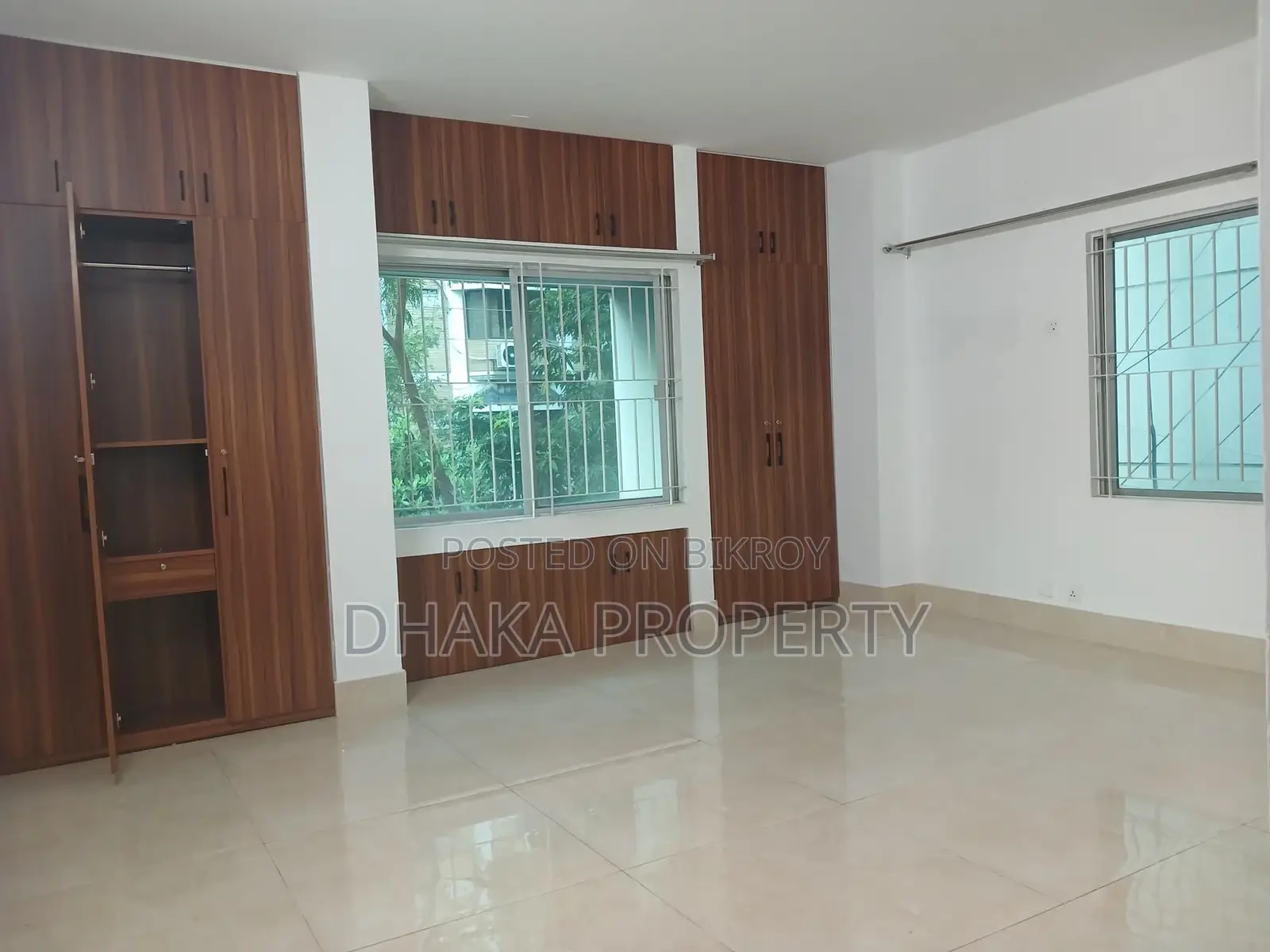 3Bed 2200SqFt.Wonderful Apartment Rent in Baridhara Diplomatic Zone in Baridhara