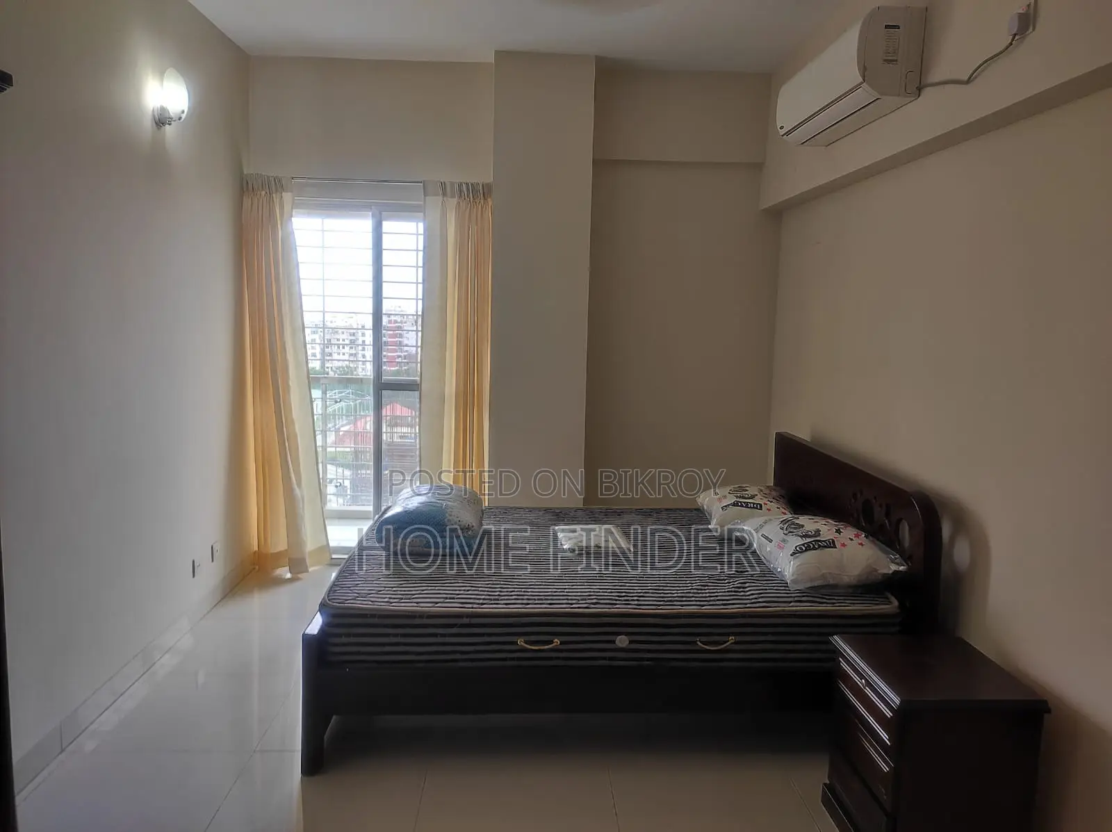 Full Furnished (2230 SqFt-10th Floor) Flat Rent In Gulshan in Gulshan