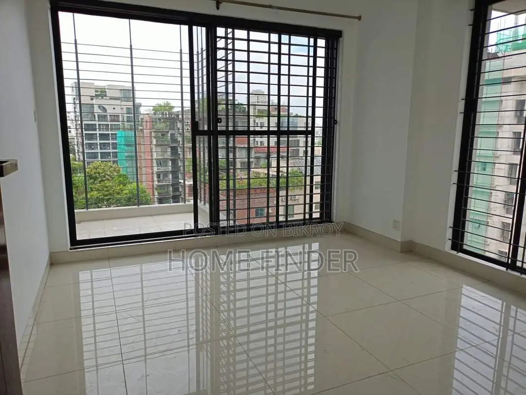 Offering You An Excellent (GYM-POOL) Flat For Rent In Gulshan in Gulshan