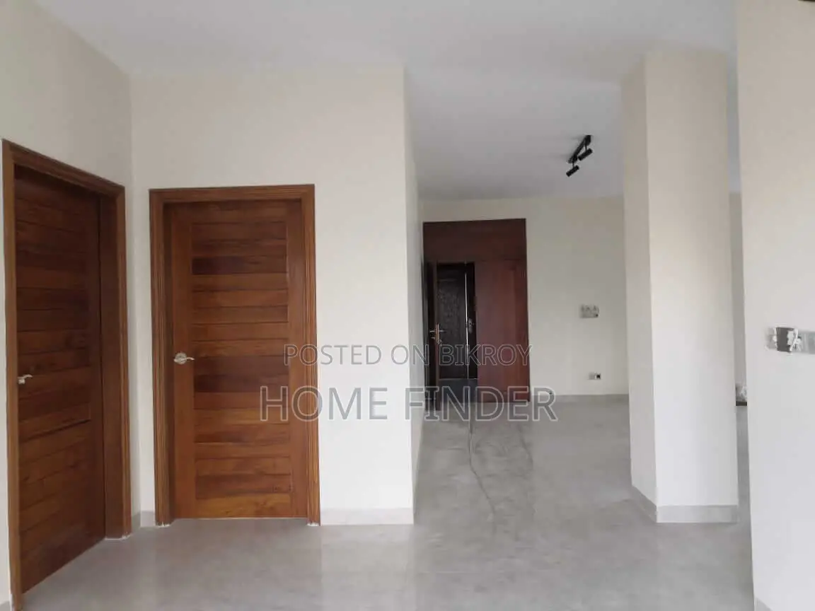 2700 Sqft 3bed Apartment Available For Rent @ Gulshan in Gulshan